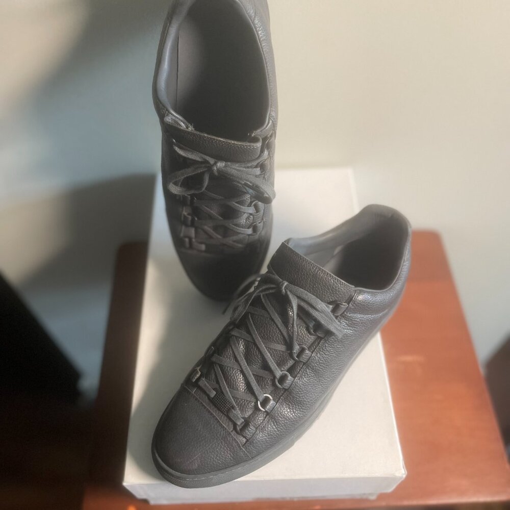 Balenciaga Sneaker - Picture 2 of 2